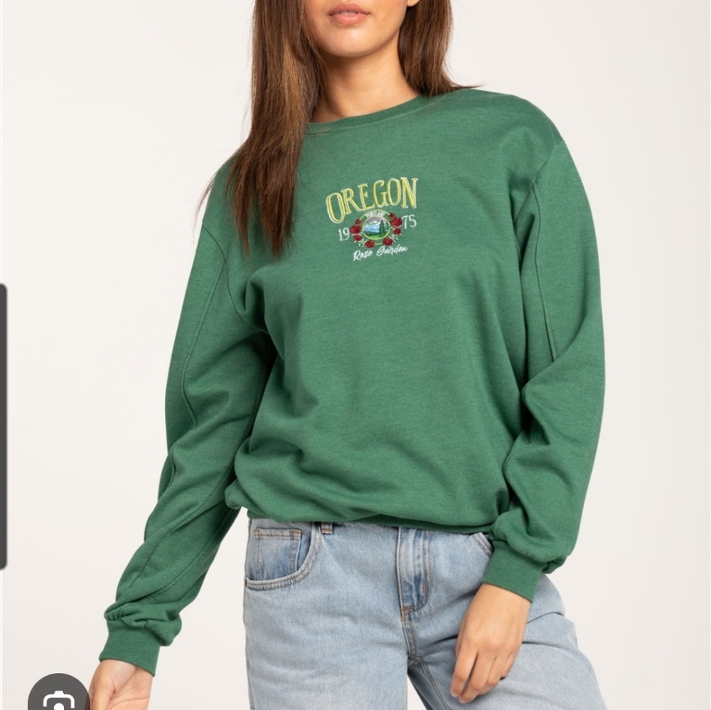 Full Tilt Oregon Vintage Style Sweater